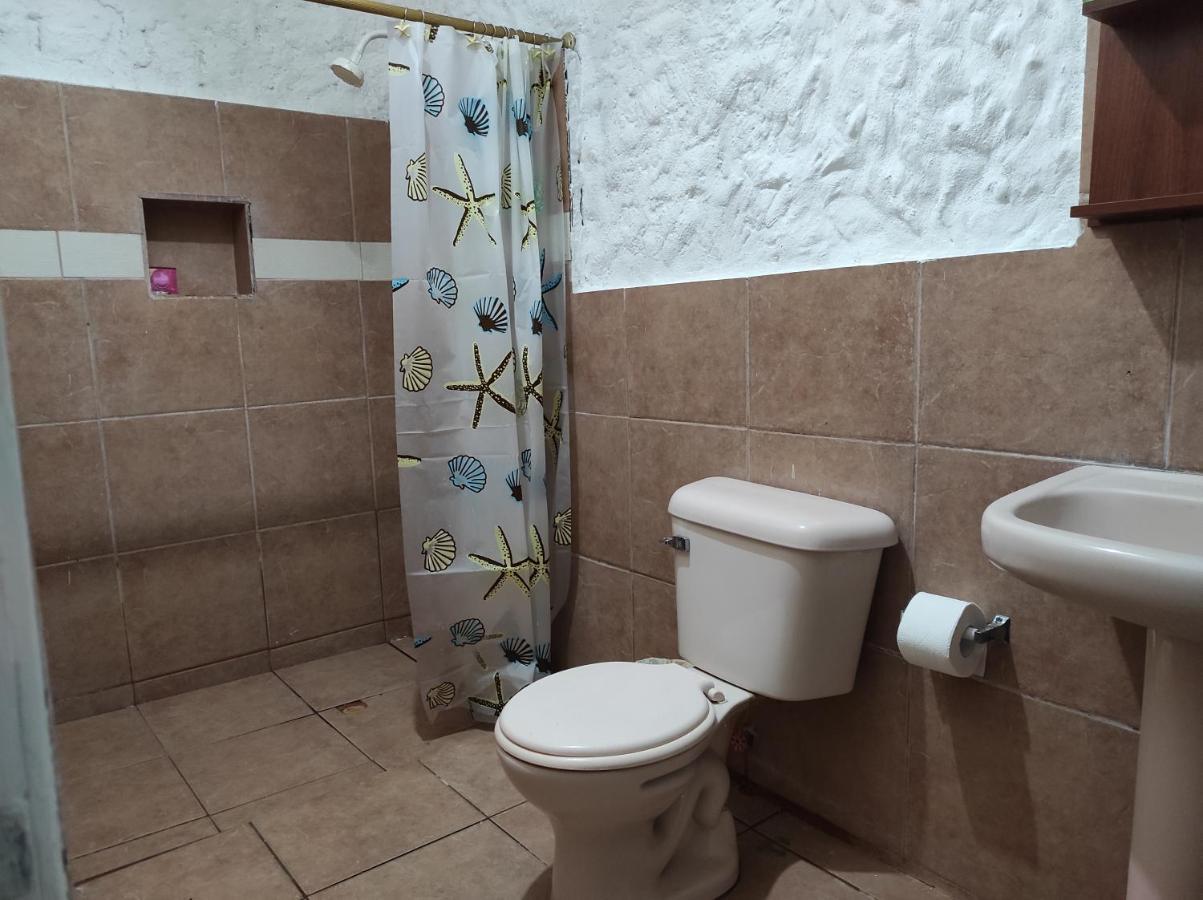 Hotel Caramba Hospedaje Tonsupa Esterno foto