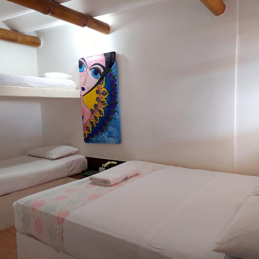 Hotel Caramba Hospedaje Tonsupa Esterno foto
